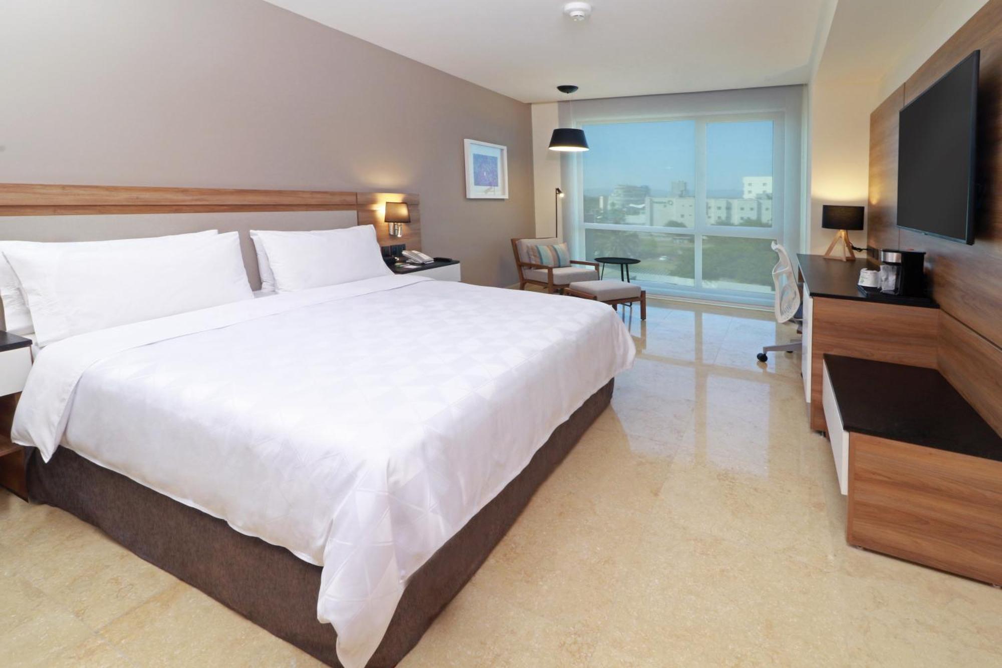 Holiday Inn & Suites - Puerto Vallarta Marina & Golf By Ihg Exterior foto