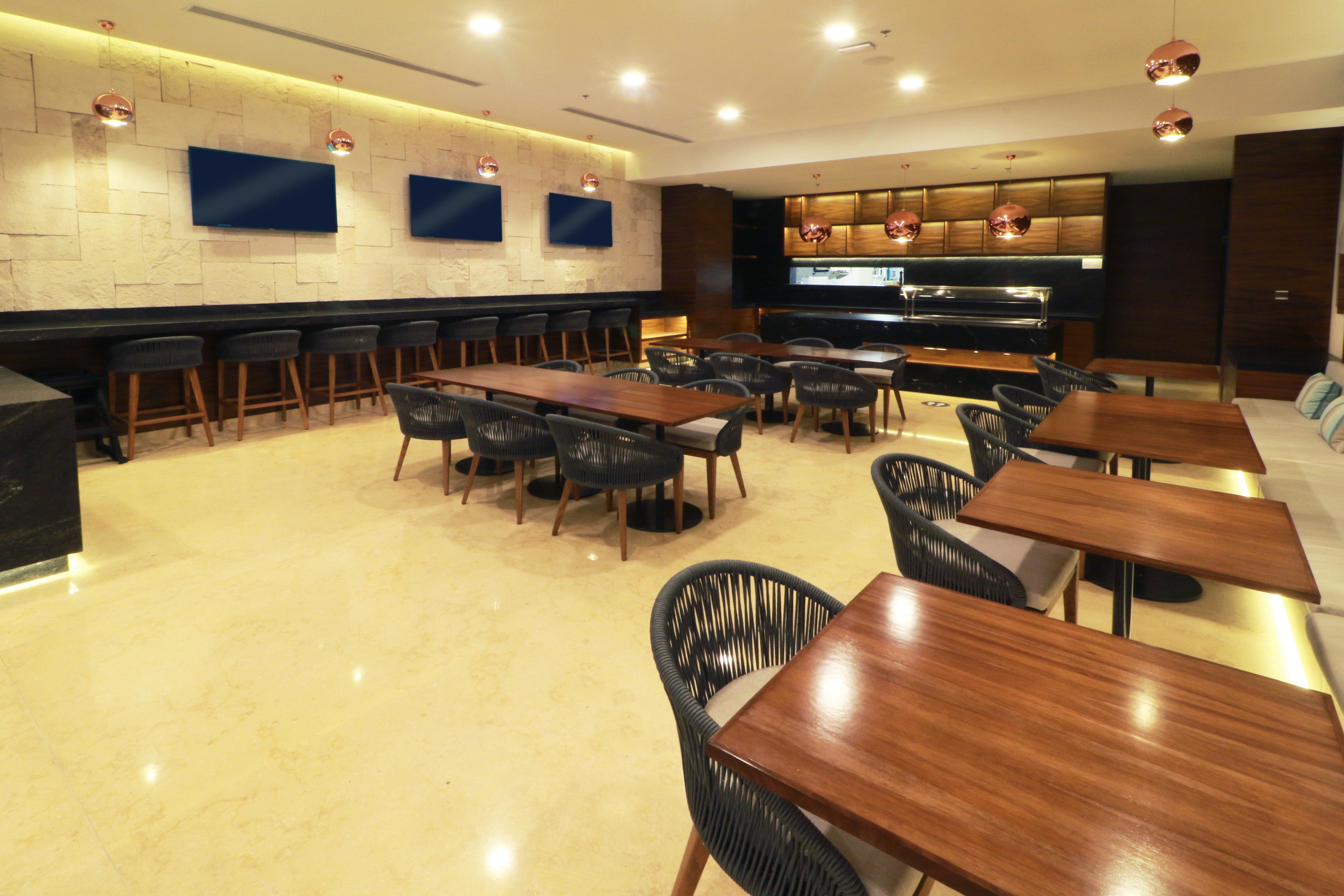 Holiday Inn & Suites - Puerto Vallarta Marina & Golf By Ihg Exterior foto